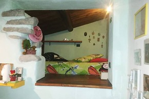 Tuscan Hills Near Florence - Stone Farm House