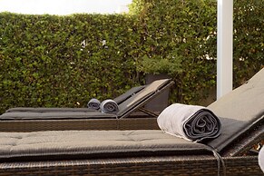 Luxurious Beachfront Villa Maira