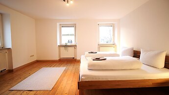 Ferienwohnung am Wasserschloss 1-3