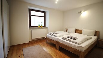 Ferienwohnung am Wasserschloss 1-3