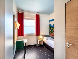 B&B Hotel Freiburg-Süd