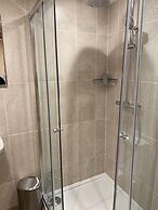 Waverley Inn Apartments