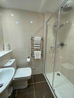 Waverley Inn Apartments