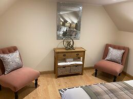 Waverley Inn Apartments