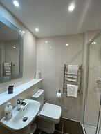 Waverley Inn Apartments