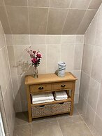 Waverley Inn Apartments