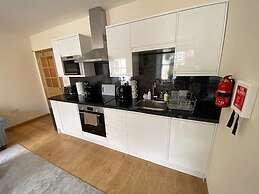 Waverley Inn Apartments