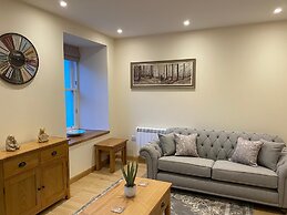 Waverley Inn Apartments