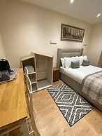 Waverley Inn Apartments