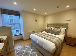 Waverley Inn Apartments