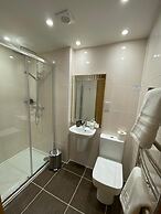 Waverley Inn Apartments