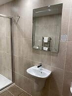 Waverley Inn Apartments