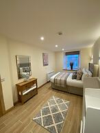 Waverley Inn Apartments