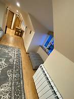 Waverley Inn Apartments