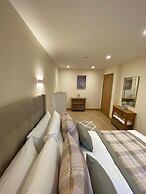 Waverley Inn Apartments