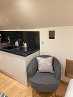 Waverley Inn Apartments