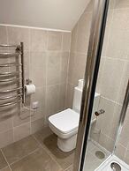 Waverley Inn Apartments