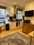 Waverley Inn Apartments