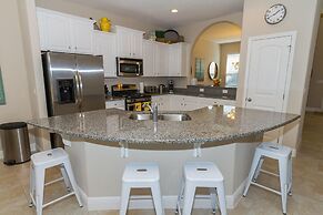 5140oba-solterra Resort