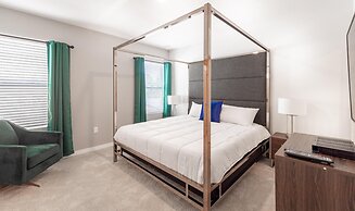 5268oba-solterra Resort