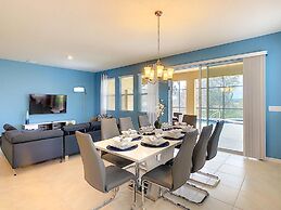 8039osc - Solterra Resort