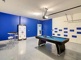 8039osc - Solterra Resort