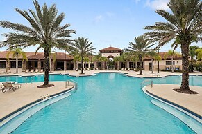 7053ows-solterra Resort