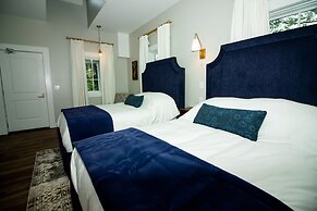 The Colonial Inn-Hillsborough