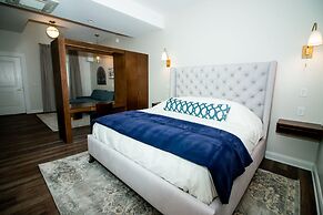 The Colonial Inn-Hillsborough