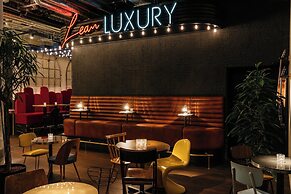 Ruby Ella Hotel Cologne