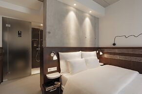 Ruby Ella Hotel Cologne