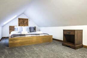 Orchard Cottage - Luxury Barn Conversion