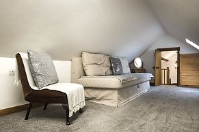 Orchard Cottage - Luxury Barn Conversion