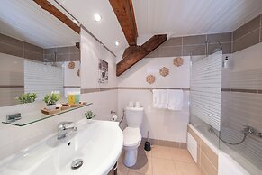 Chalet Hôtel La Sapinière