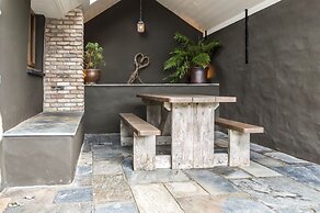 Foxglove - Luxurious Barn Conversion