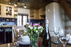 Foxglove - Luxurious Barn Conversion