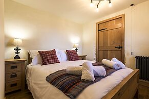 Foxglove - Luxurious Barn Conversion