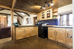 Foxglove - Luxurious Barn Conversion