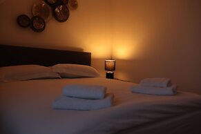 Silver City Apartments, Historic Apartment