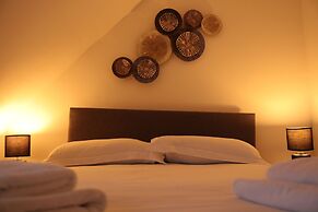 Silver City Apartments, Historic Apartment