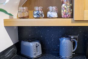 Silver City Apartments, Historic Apartment