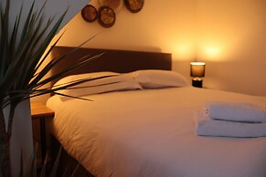 Silver City Apartments, Historic Apartment