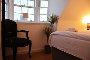 Silver City Apartments, Historic Apartment