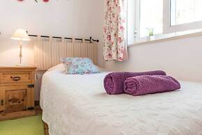 Immaculate 3-bed Villa in Guia Private Pool