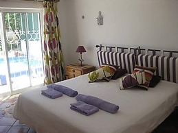 Immaculate 3-bed Villa in Guia Private Pool