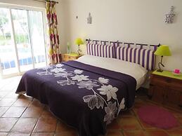 Immaculate 3-bed Villa in Guia Private Pool