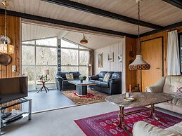 Enchanting Cottage Retreat in Fano-by Traum