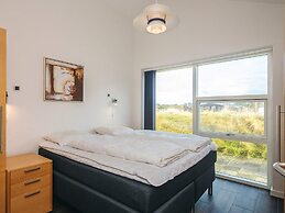 Luxury Panoramic Cottage in Rindby-by Traum