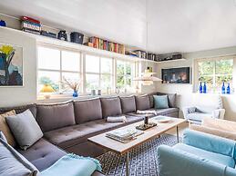 Holiday Home in Henne