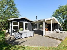 Charming Cottage in Rindby-by Traum